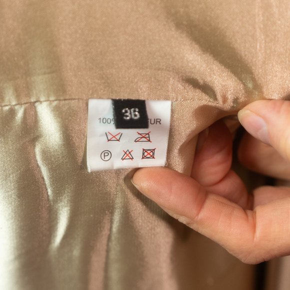 Virtuale Mongolian Fur Vest - Picture 10 of 11